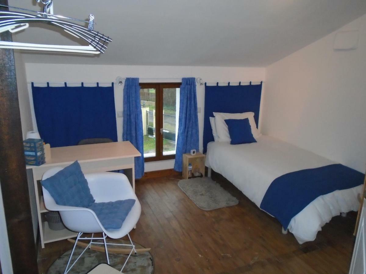 43 Rue Des Quarts Bed & Breakfast Ménesplet Exterior foto